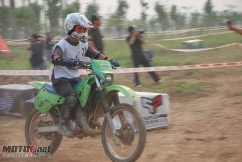 KDX125  车已售!!!!!!!!!!!!!