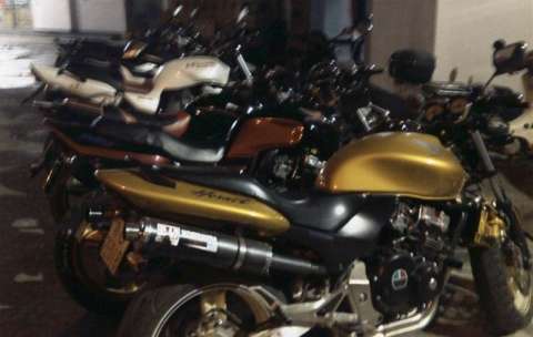 车已经卖了。请版主删贴。。。