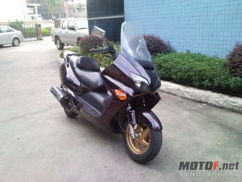 本田佛沙250cc 踏板