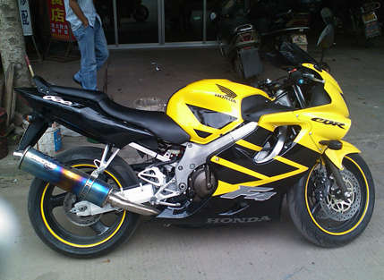 99年CBR600  F4