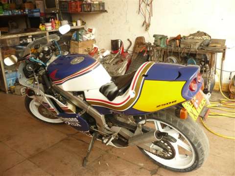 NSR250