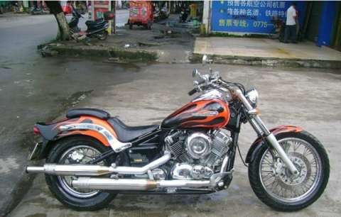 雅马哈竞速之星- 400