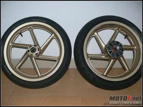 (已售，谢谢关注)原漆NSR SP版轮圈一套