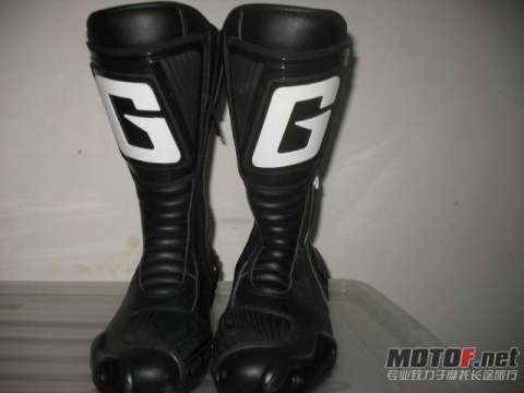 “G"字公路靴子“已售，麻烦删帖”