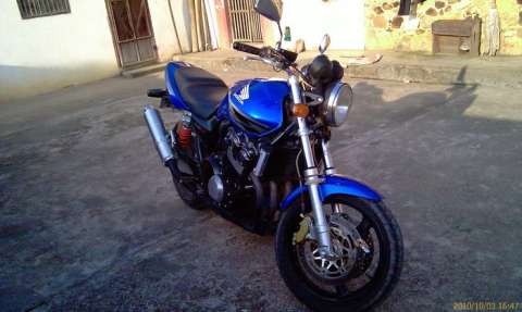 01款本田CB400 VTEC1