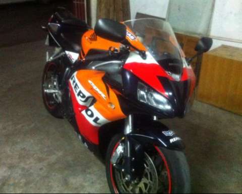06年CBR1000