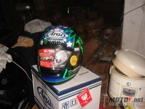 ARAI霍普金斯头盔