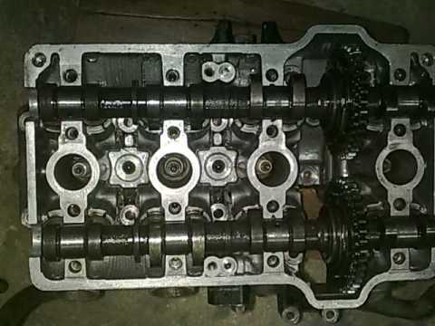 CBR250缸头.凸轮轴