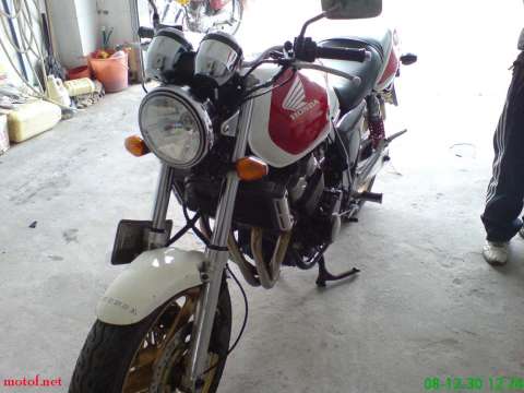 HONDA CB400