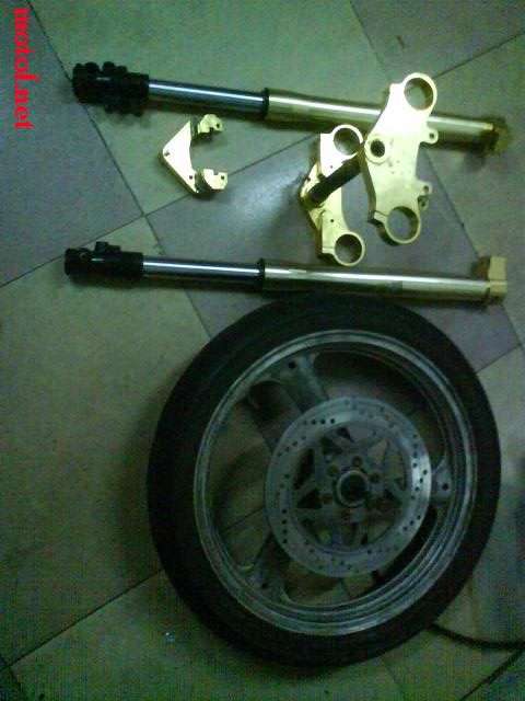 台湾改装倒立叉