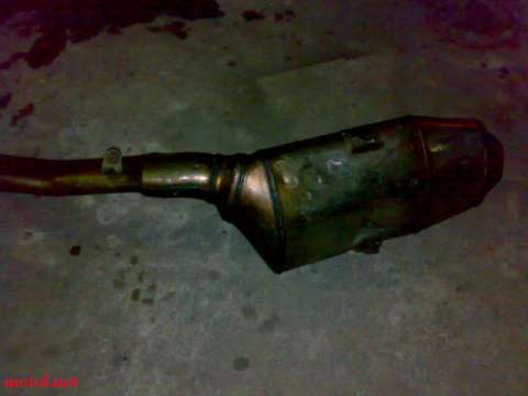 代友出售Honda CBR 600 RR F5 排气尾段(回压)一条,350