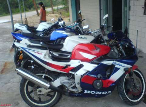 CBR250RR