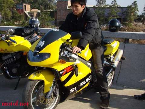 TL1000R
