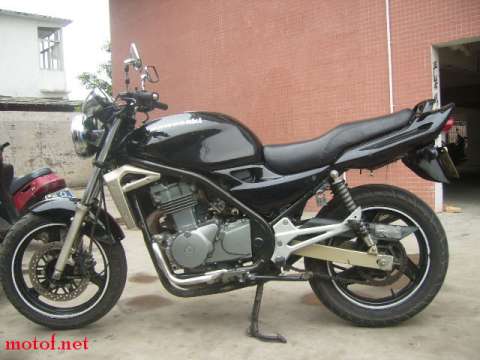2001年欧版川崎ER-5