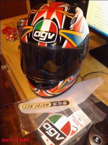 AGV GP-Pro头盔和龙骑士皮衣一套