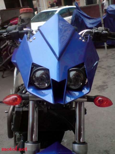 ＢＲＯＳ４００