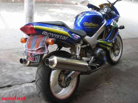 vtr1000f