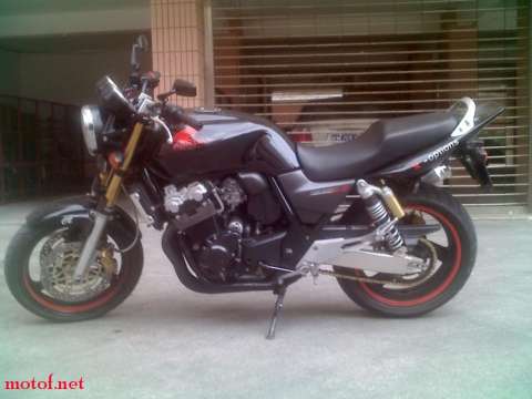 Honda CB400 VTEC3代