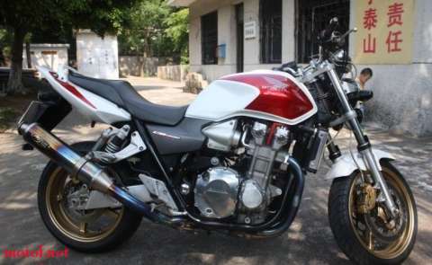 CB1300欧版05年街车18907550000