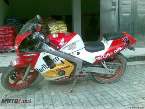 本田CBR19期 250