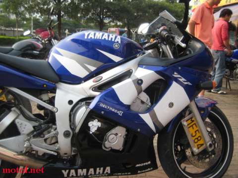 YAMAHA