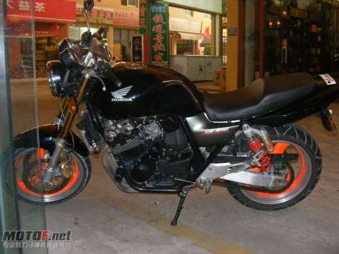 CB400  1代