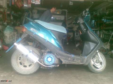 广东 清远市区 改装精神 DIO 150CC   3388元