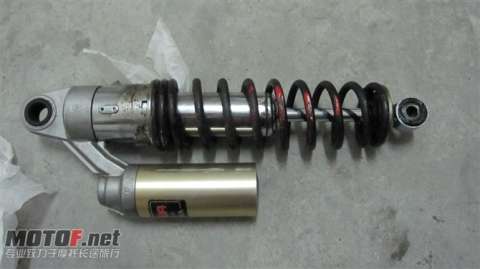 CB400  昭和后减一对