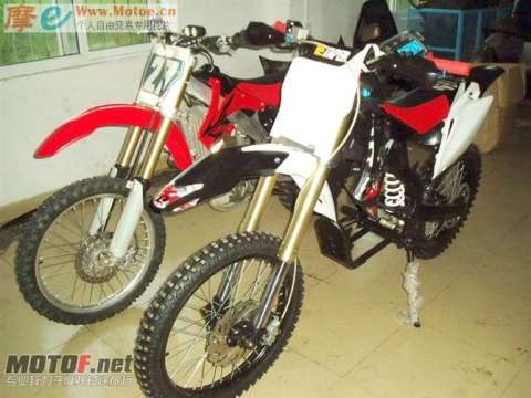 越野车本田CRF450