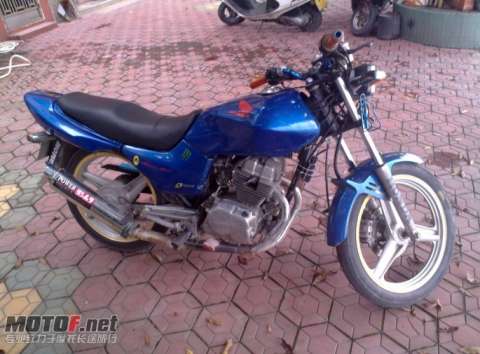 CB125改CB400的尾