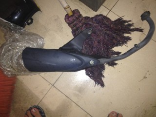 广东省顺德70元起出售摩托车配件