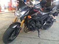 广州代友出售雅马哈FZ8N