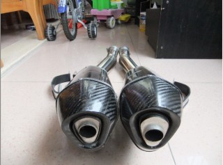 现有XXD碳纤排气、适用Z1000、不讲价2000元一对.