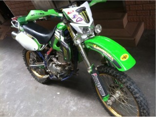 广州黄埔代友出售爬鸡94klx。