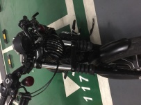 深圳南山出09年电喷哈雷硬汉883非常新精神