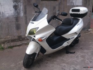 梅州代友出06马杰斯特400和03高配佛沙forza250各一部