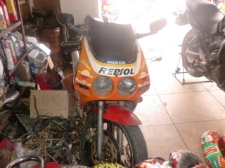 佛山南海代友出售本田CBR19期3800元不刀