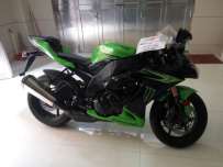 急出09川崎10R，一楼要装修了。没地方放。