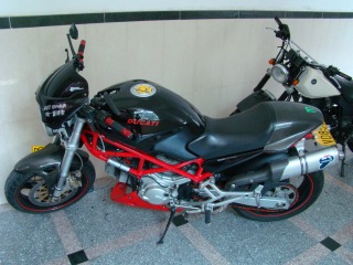 广东中山出售台05年的杜卡迪M620一口价26000元