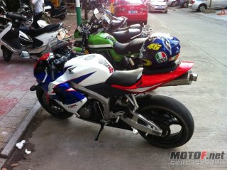 福建省龙岩市新罗区 出售。06 CBR600RR （F5） 喜欢的进。~