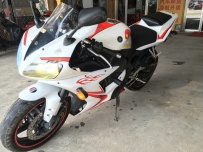 便宜03R1vfr400街车zzr250