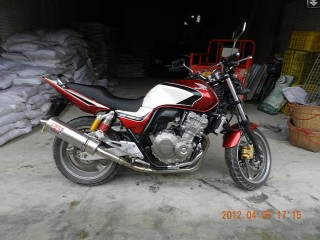 广东云浮郁南 代友 慢出 09 ABS 电喷 CB400 VTEC 4代  36800 接小小刀