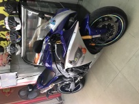 惠州市博罗县园洲镇出售12年雅马哈R1，5万元。