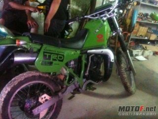 （大减价，自割大动脉，看上的带价来，合适就出）广东湛江出售2冲125 KAWASAKI越野