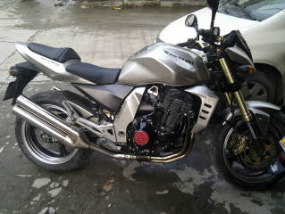 肇庆四会31800出售04年Z1000一台。。。标题要长。。。。降价了。。