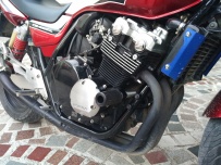 出07年CB400三代，发动机非常安静，无杂音！！！准备换车中，接小刀，有意的来！