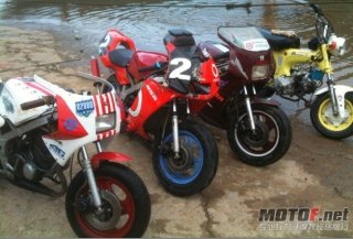 出台YAMAHA小跑车YSR50