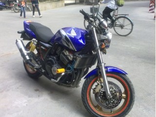 从化出台94....96CB400.车精神.没毛病..