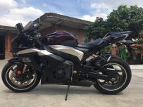 铃木大R和哈雷1200