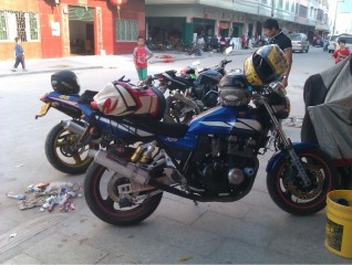 继续出售03XJR400